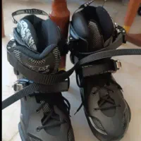 کفش اسکیت نو همراه با کیف