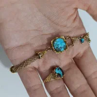 دستبند و‌ انگشتر طلا و گوشواره بچگانه