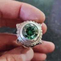 انگشتر نقره با نگین موزانایت.