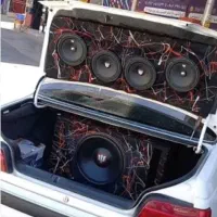 نصب سیستم صوتی خودرو