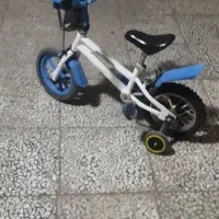 دوچرخه|دوچرخه، اسکیت، اسکوتر|پرند, فاز ۳|دیوار