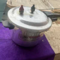 زودپز ۶لیتری سالم و نو ،کتونی نایک شیک