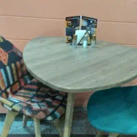 میز و صندلی