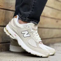 NB2002 نیوبالانس۲۰۰۲