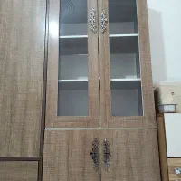 کتابخانه جادار