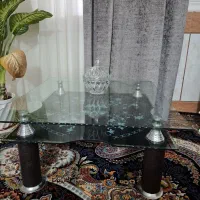 ویترین ،چرخ خیاطی ،مبل ،جلو مبلی