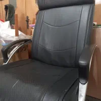 صندلی ثابت و چرخدار مدیریتی