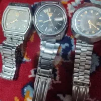 سه عدد ساعت