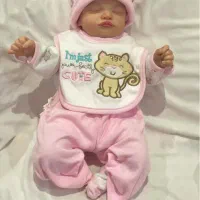 عروسک نوزاد