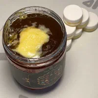 عسل کوهی و ژل رویال