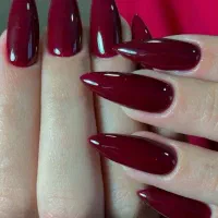 آموزش کاشت ناخن،تتو صورت وبدن،اکستنشن مژه،اصلاح