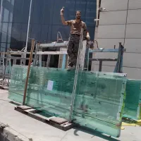 حمل وجابه جای شیشه سکوریت،دوجداره،کارگر،خالی،مخصوص