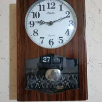 ساعت دیواری قدیمی