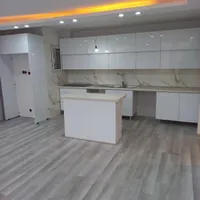 ۶۳ م ۲ خوابه با پارکینگ مترو شریف