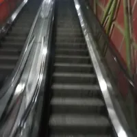 نگهبان پل عابر پله برقی