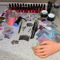 ابزار کاشت ناخن