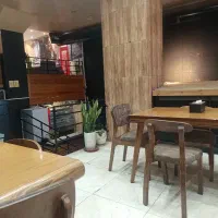 تعدادی نیروی کار/پیک/فست فودخانم /آقاجوان