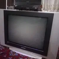 تلویزیون ۲۱ اینچ و گیرنده دیجیتال|تلویزیون و پروژکتور|شیراز, دباغ خانه|دیوار