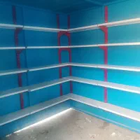 دکه فروشی با تمام تجهیزات