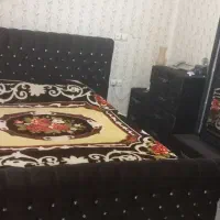 تخت وکمد ودرآور