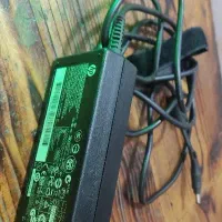 آداپتور 19/5v|قطعات و لوازم جانبی رایانه|مشهد, شاهد (شهرک غرب)|دیوار