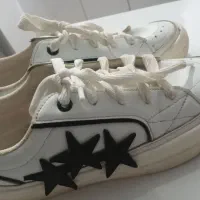 کفش شیک تمیز