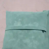 دو عدد کوسن|رختخواب، بالش، پتو|رشت, شهرک قدس|دیوار