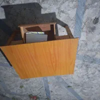 میز تحریر بسیار نو|میز تحریر و کامپیوتر|رشت, نظری|دیوار