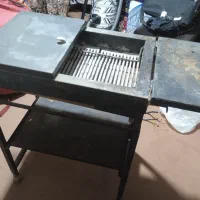 کباب پز ( باربیکیو) آهنی