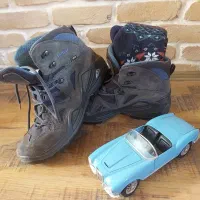 بوت کوهنوردی و طبیعت‌گردی لوا