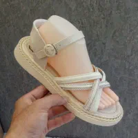 صندل کفش زنونه کرم ومشکی|کیف، کفش، کمربند|قم, امامزاده ابراهیم|دیوار