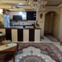 رهن خانه طبقه دوم .شیک و تمیز .کلا ۴ واحده .