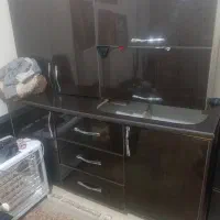 کابینت های گلاس کاملا تمیز در حد نو مناسب جهیزیه|مصالح و تجهیزات ساختمان|شاهین‌شهر, سعدی شمالی|دیوار