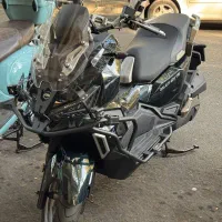 Adv175 هاسکی sym
