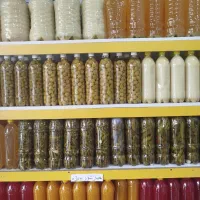 مقداری آبلیمو جهرم ،اب زرشک و آب نارنج 45000