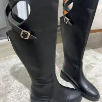 بوت بلند پشت ضربدری