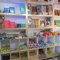 نیازمند فروشنده سوپرمارکت