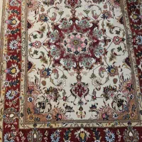 قالیچه رنگ روشن دستبافت ۴