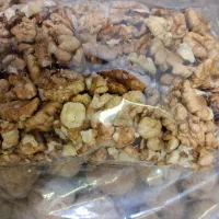 گردو سفیدایرانی|عمده‌فروشی|مشهد, دانشجو|دیوار