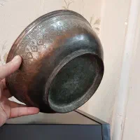 بادیه مسی قاجاری بزرگ، سنگین و جاندار|کلکسیون اشیاء عتیقه|کرمانشاه, |دیوار