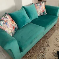 مبل نیم ست ۵نفره تمیز و سالم درحد نو