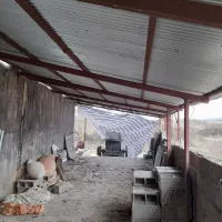 کارگاه کوچک و به همراه محوطه برای انواع فعالیتها