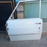 درب سمت راننده نیسان