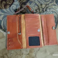 دوخت انواع محصولات چرم