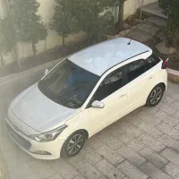 هیوندای آی ۲۰