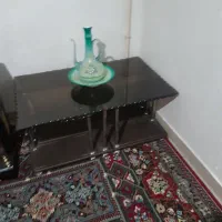 یه دست میزعسلی