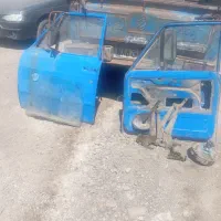 دوتا درب بغل  مدل پایین  نیسان باشیشه وبالا بر