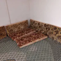 پشتی مخمل