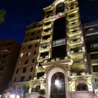 )* ژولیت سعادت آباد (*