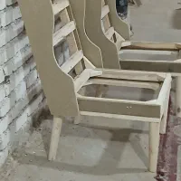 کارگر ساده نجاری مبل